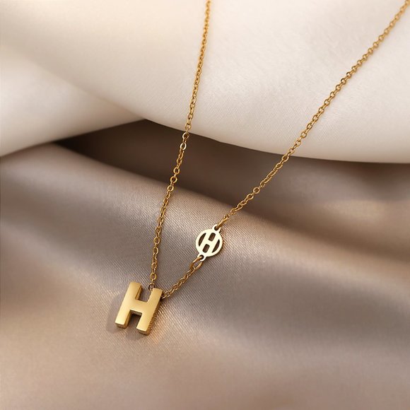 GOLICC Letter Pendant Necklace - Picture 8 of 11